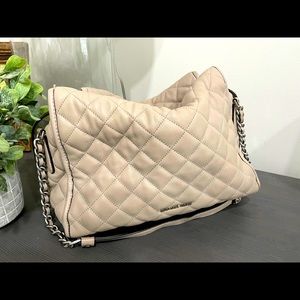 Michael Kors Beige Purse shoulder or crossbody